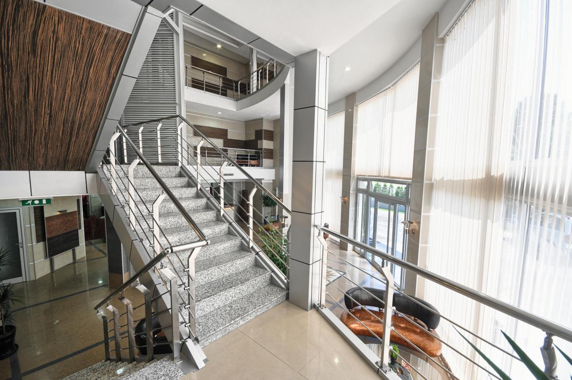 Hotel Zeder Garni Belgrade Luaran gambar