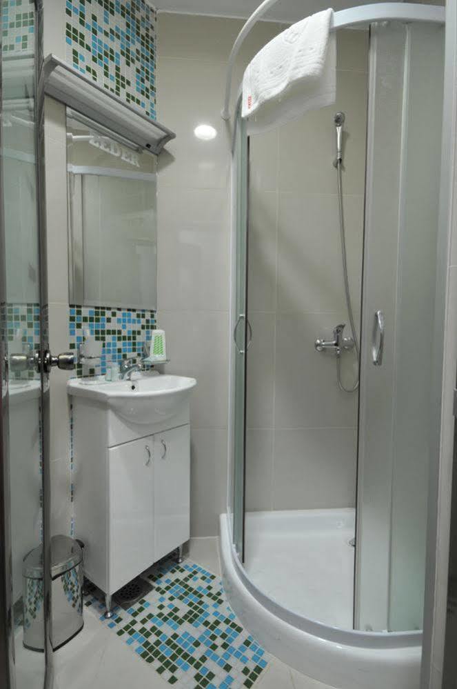 Hotel Zeder Garni Belgrade Luaran gambar
