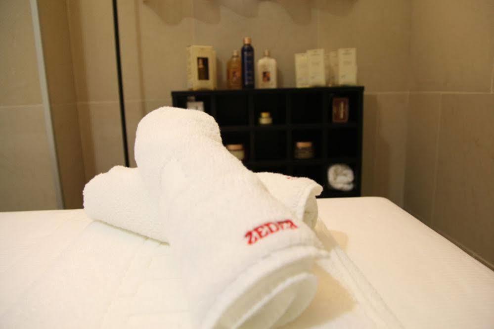 Hotel Zeder Garni Belgrade Luaran gambar
