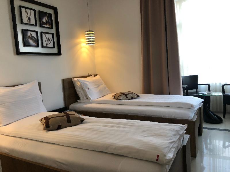 Hotel Zeder Garni Belgrade Luaran gambar